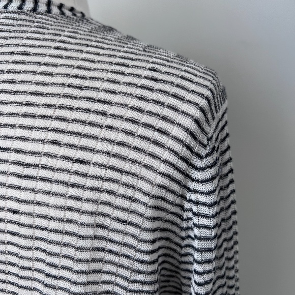 Eileen Fisher Fine Organic Linen Crepe Knit Simple Striped Cardigan Sweater Sz M - Picture 9 of 11